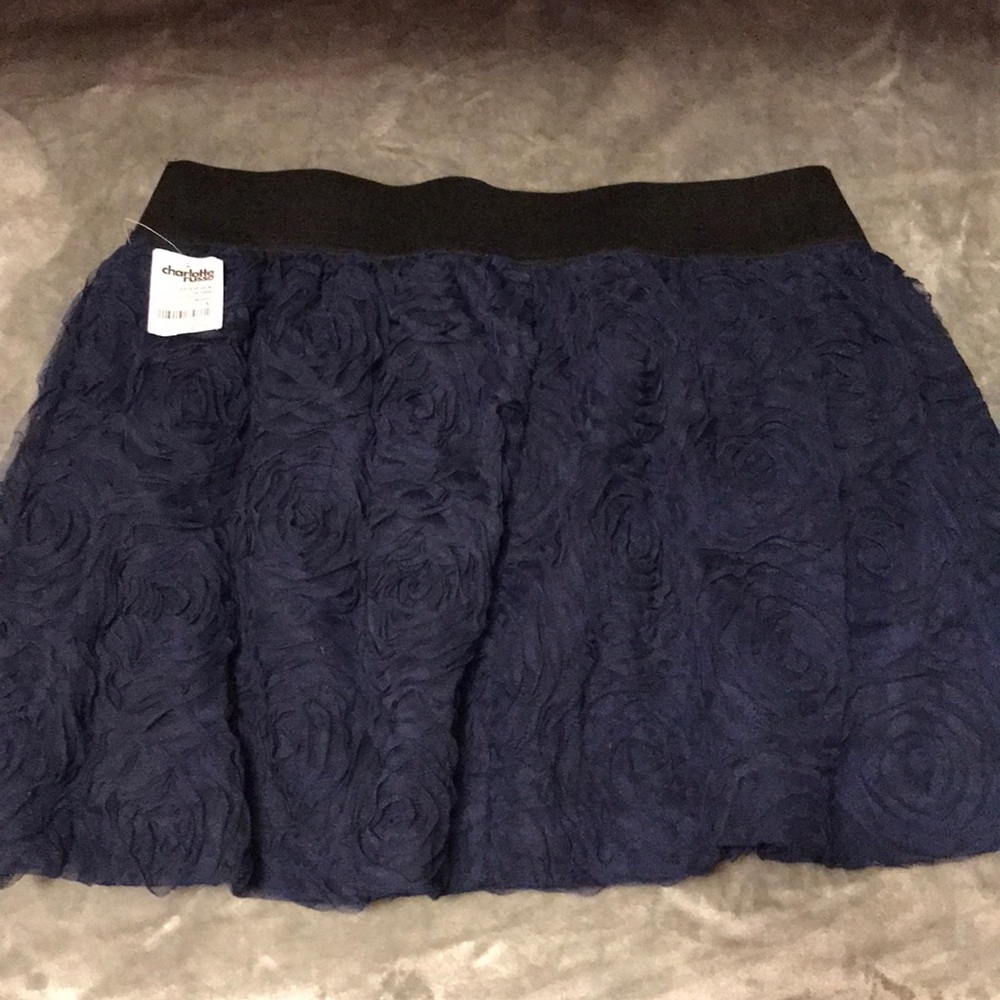 Ruffled skirt